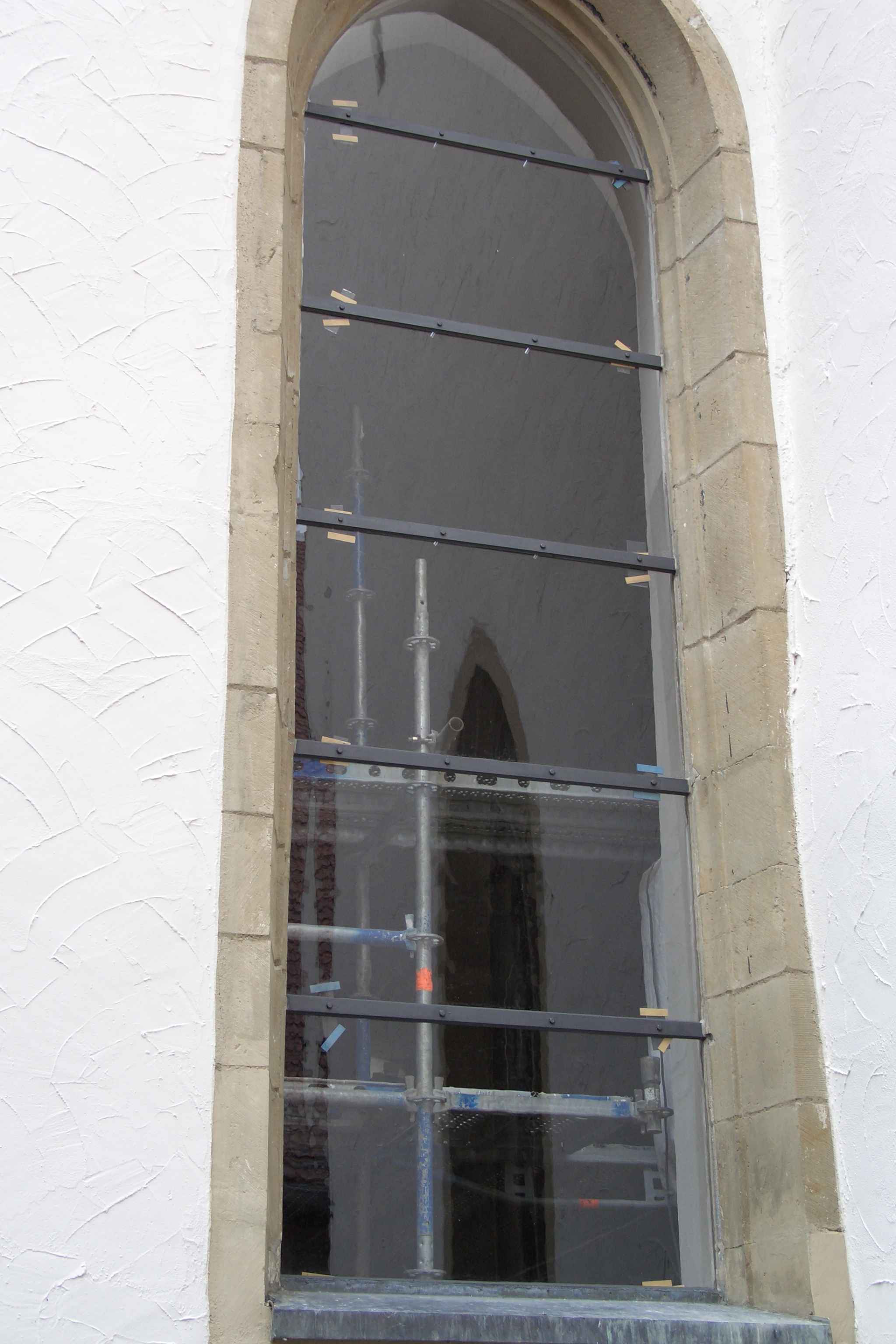 Pfingstfenster während Innenrenovierung